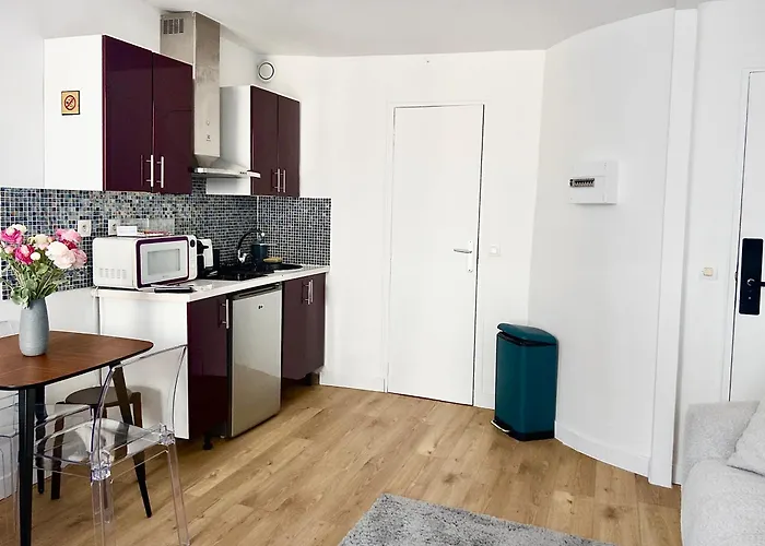 Mondetour Centre - Urban Flat Апарт-отель