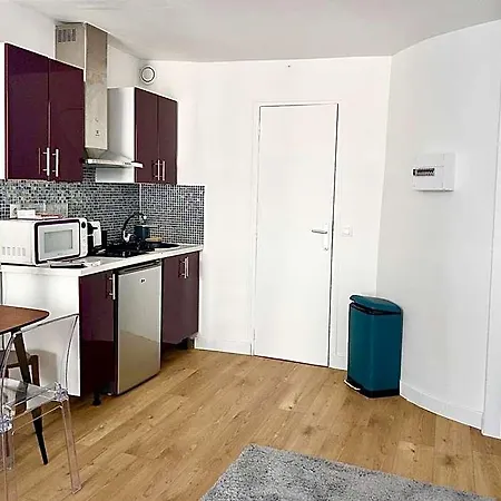 Aparthotel Mondetour Centre - Urban Flat 3*